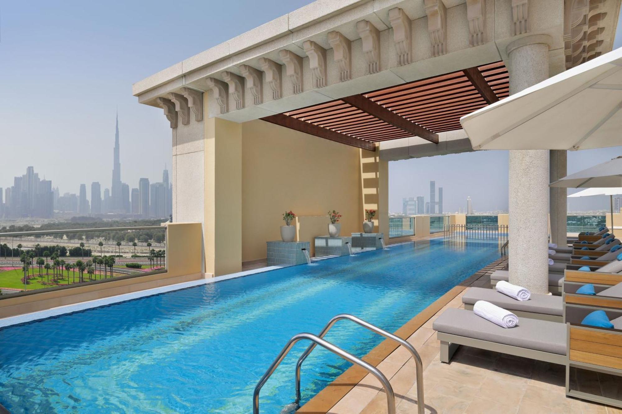 Marriott Hotel Al Jaddaf, Dubai Exterior foto Rooftop pool