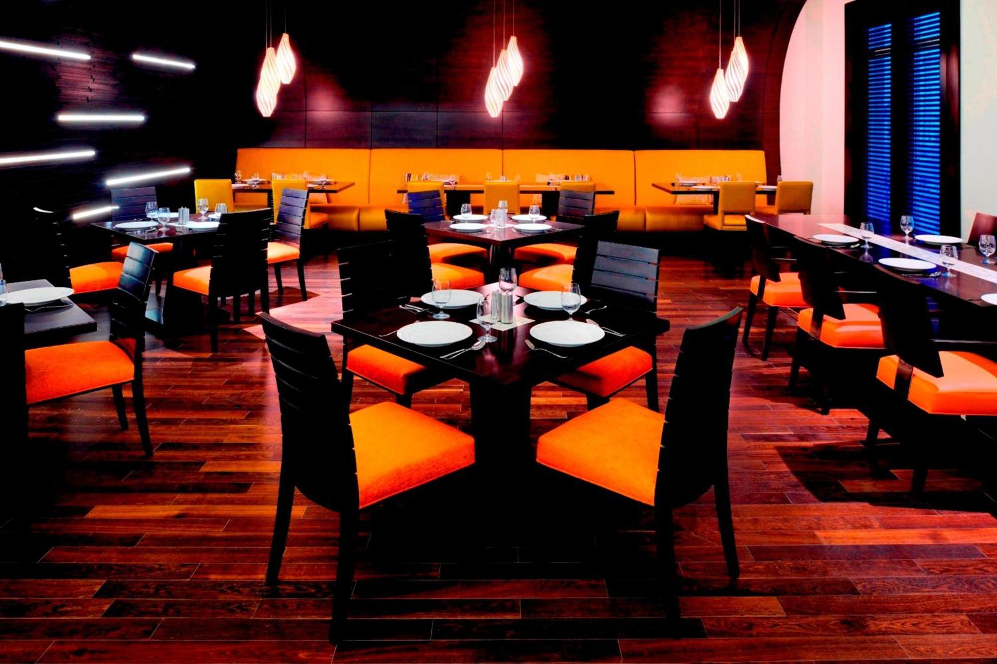 Marriott Hotel Al Jaddaf, Dubai Exterior foto The interior of a restaurant