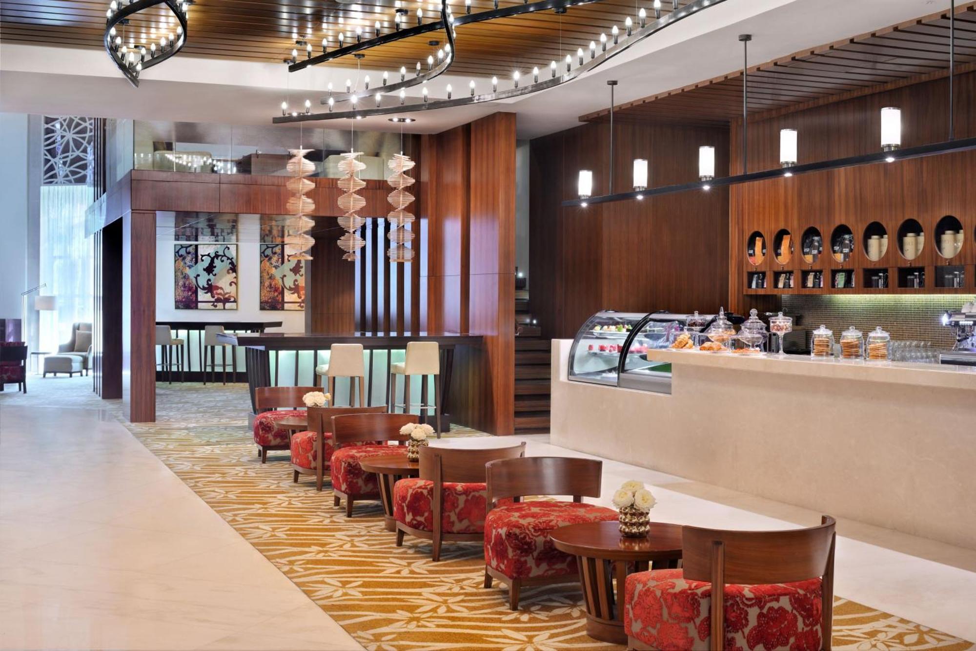Marriott Hotel Al Jaddaf, Dubai Exterior foto The Lounge at the airport
